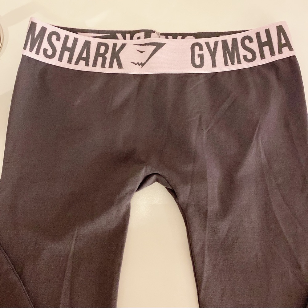 Sold🔻Gymshark Fit Leggings Charcoal/Chalk pink